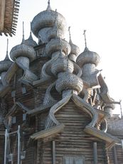 203 Kuppeln mit Schindeln aus Espenholz.JPG